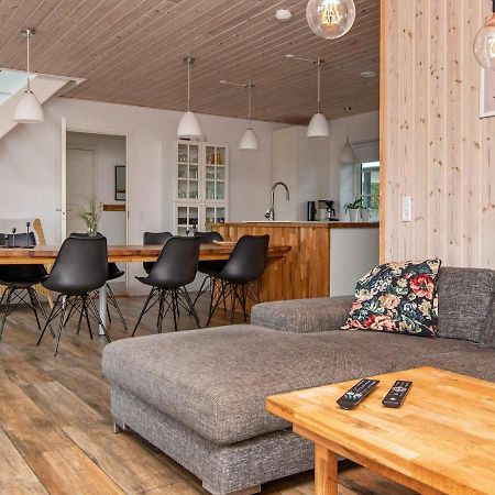 10 Person Holiday Home In Glesborg Bagian luar foto