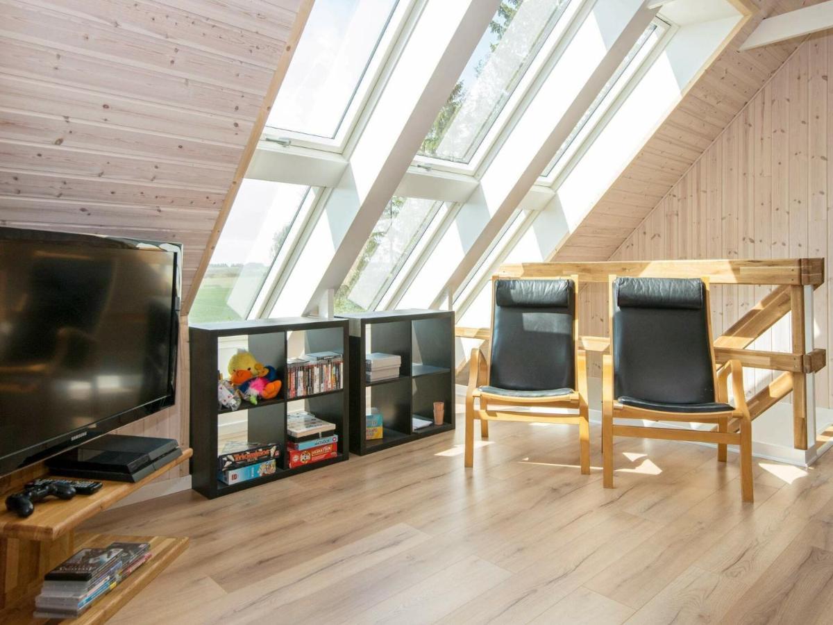 10 Person Holiday Home In Glesborg Ruang foto