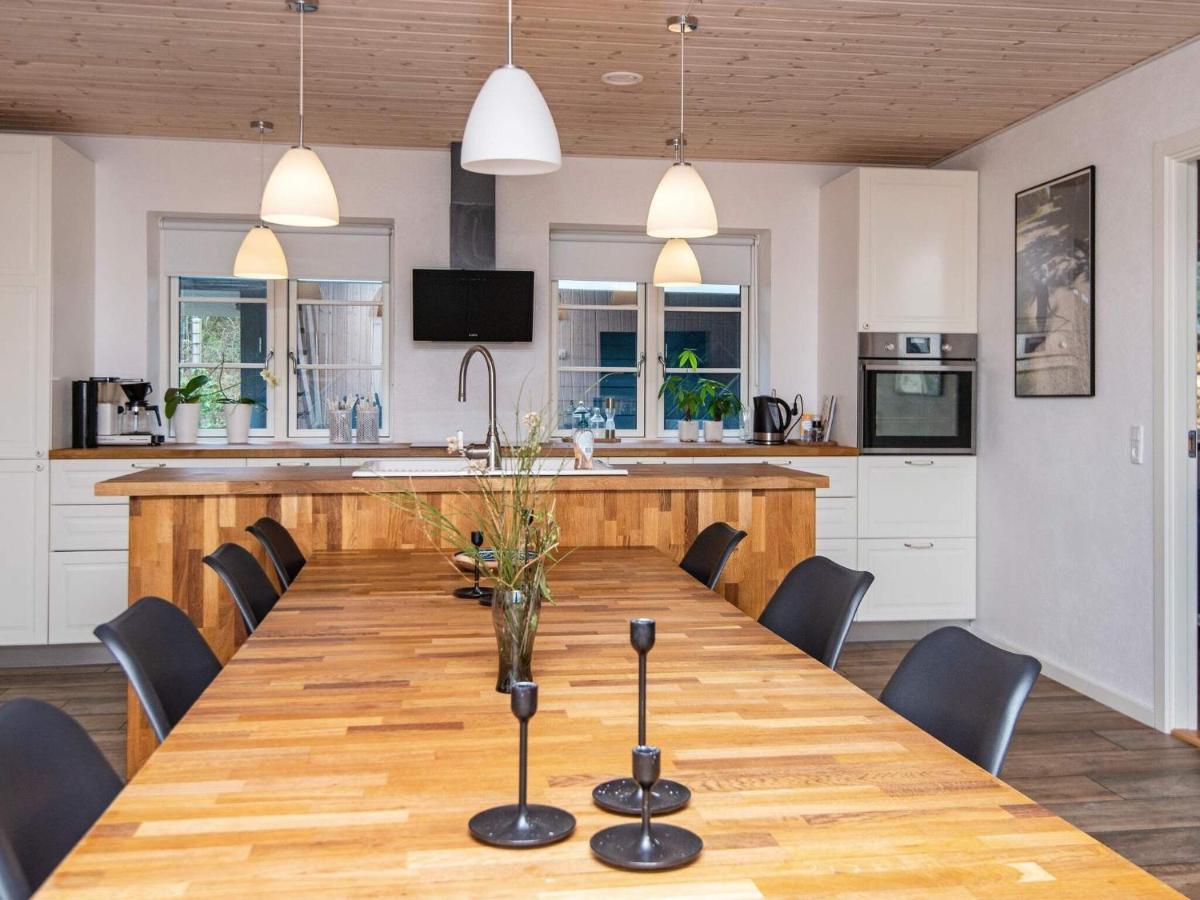 10 Person Holiday Home In Glesborg Bagian luar foto