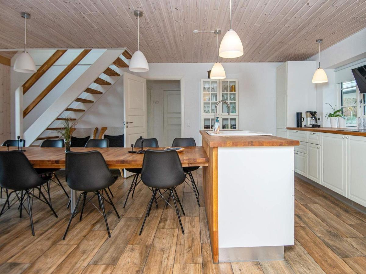 10 Person Holiday Home In Glesborg Bagian luar foto
